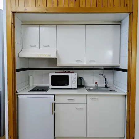 Ski-in, Ski-out, Free Parking - Maribel Chic Shack Apartment *