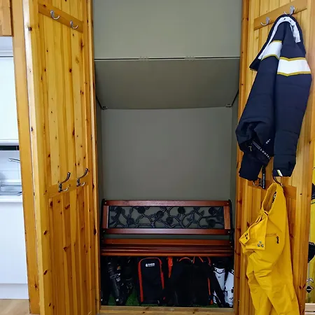 Apartment Ski-in, Ski-out, Free Parking - Maribel Chic Shack