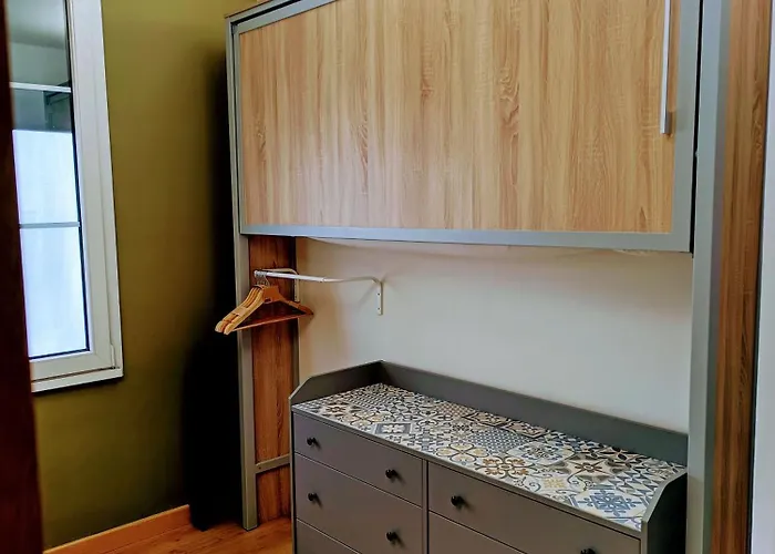 Ski-in, Ski-out, Free Parking - Maribel Chic Shack * Serra Nevada